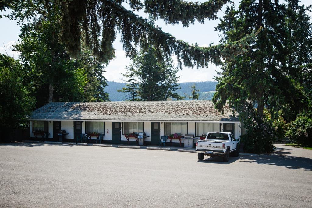 Lakeside Motel Williams Lake Exterior photo